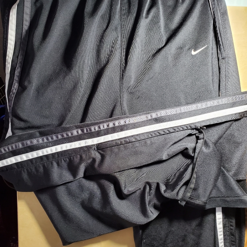 Nike XL Athletic Pants